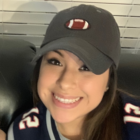 Meet your Posher, Melissa - Picture 1 of 1